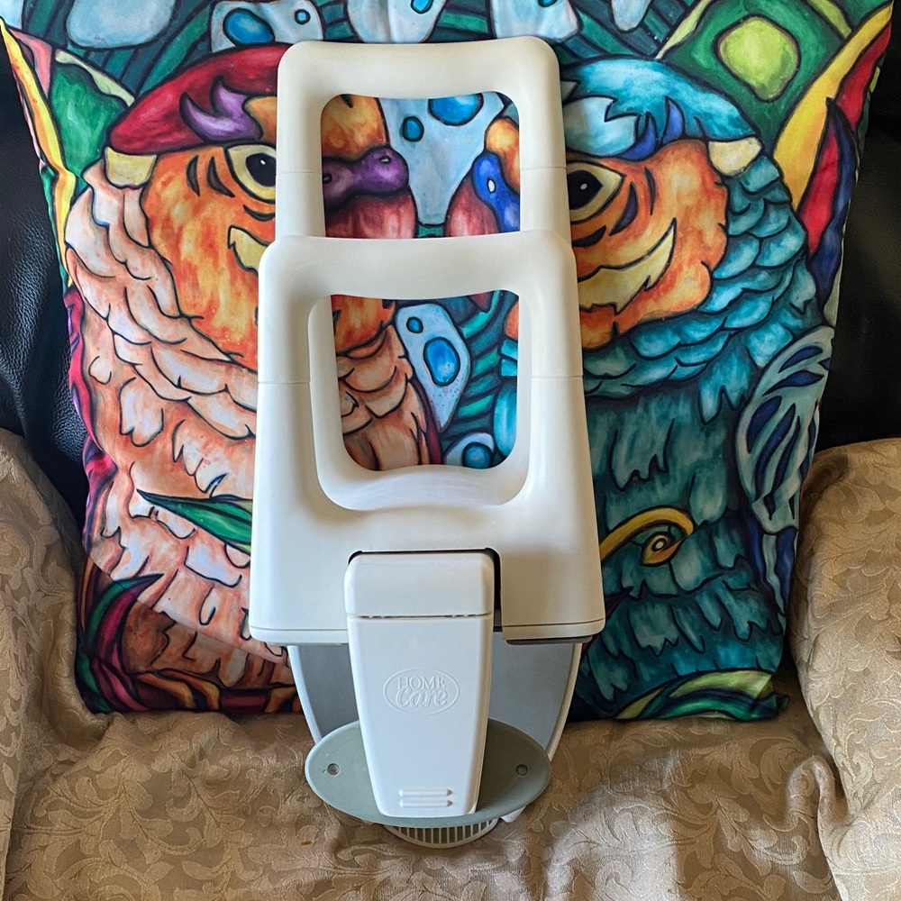 MOEN HOMECARE LOCKING DUAL BATHTUB GRIP